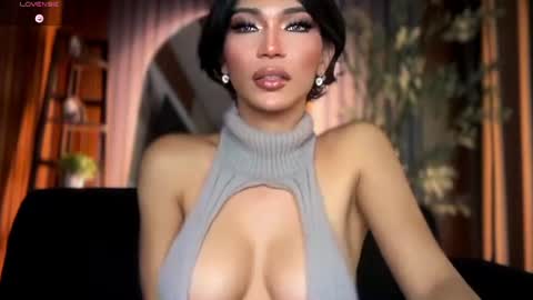 Julia online show from June 26, 2026, 12:59 am