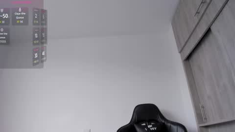 Snapshot of xavier_colleman chatting on July 23, 2026, 10:19 pm Xavier online show from July 23, 2026, 10:19 pm