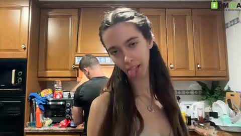 Extreme Couple online show from June 8, 2026, 8:42 pm