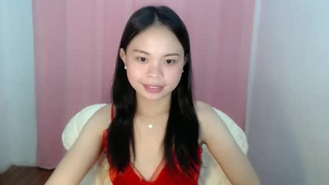 nathalie online show from April 21, 2026, 4:23 pm