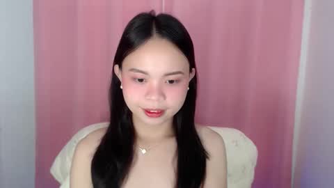 nathalie online show from April 22, 2026, 4:41 pm