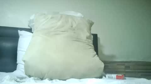 xposed_edger online show from April 30, 2026, 10:47 pm