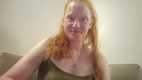 Snapshot of xxmariebliss chatting on June 14, 2026, 2:30 pm xxmariebliss online show from June 14, 2026, 2:30 pm