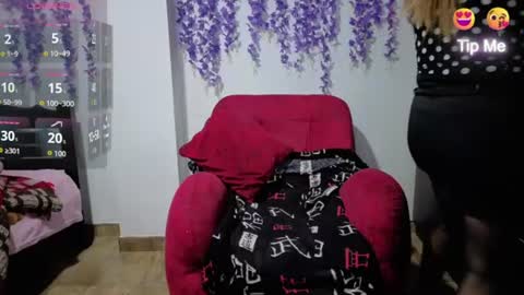 xxmilexx online show from July 23, 2026, 10:57 am