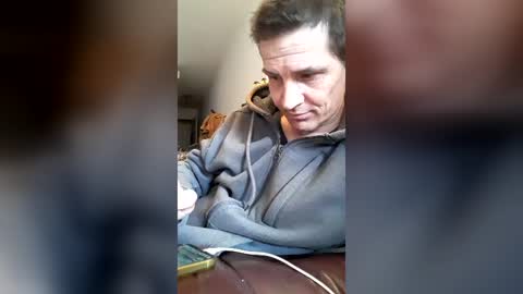 xxfredmtl18xx online show from June 20, 2026, 9:17 pm