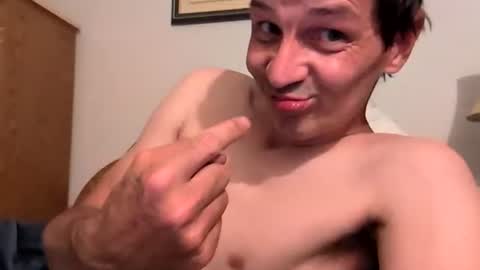 xxfredmtl18xx online show from July 11, 2026, 1:58 pm