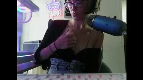 xxxhairyladyxxx online show from July 25, 2026, 11:02 pm