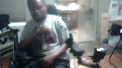 xxxonwheelz online show from July 11, 2026, 11:39 pm