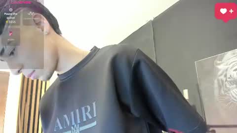 Snapshot of yeidonn chatting on June 23, 2026, 3:26 am Yeidonn online show from June 23, 2026, 3:26 am