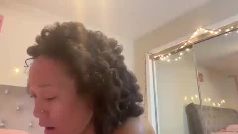 Yella Princess online show from January 7, 2026, 4:48 am