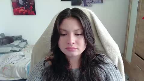 Snapshot of yessica_gomez01 chatting on May 21, 2026, 9:22 pm yessica_gomez01 online show from May 21, 2026, 9:22 pm