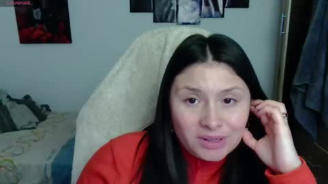 Snapshot of yessica_gomez01 chatting on May 27, 2026, 1:57 am yessica_gomez01 online show from May 27, 2026, 1:57 am