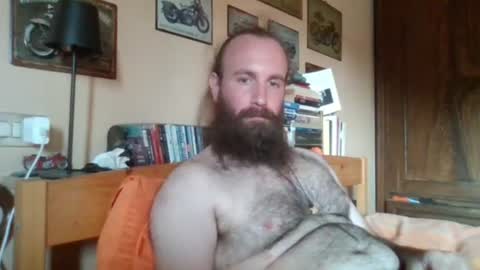 yeti_92 online show from July 23, 2026, 4:16 pm