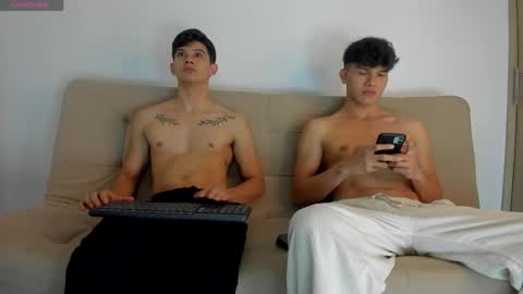 yizus_bonz online show from May 21, 2026, 11:12 pm