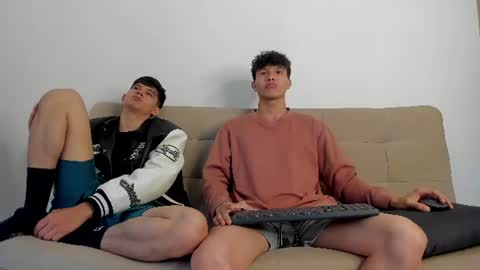 yizus_bonz online show from June 8, 2026, 4:07 pm