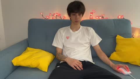 Yoo Dee Ohh online show from August 6, 2026, 5:53 am