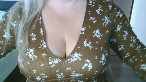 Maria Love online show from July 13, 2026, 5:10 am