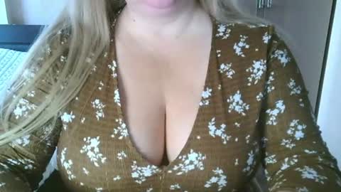 Maria Love online show from July 16, 2026, 7:36 am