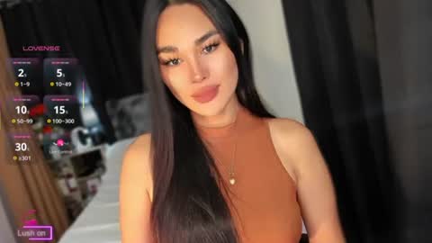 Miss Larah online show from August 10, 2026, 1:53 am