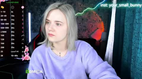 Molly online show from May 18, 2026, 4:07 am