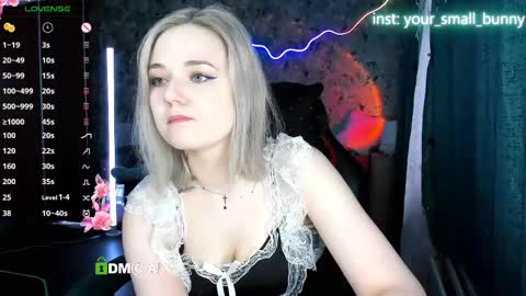 Molly online show from May 24, 2026, 2:05 am