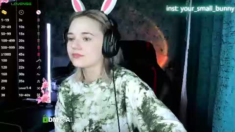 Molly online show from June 12, 2026, 2:21 am