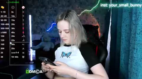 Molly online show from June 22, 2026, 2:02 am