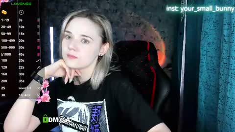 Molly online show from July 7, 2026, 2:03 am