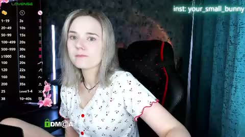 Molly online show from July 21, 2026, 2:03 am