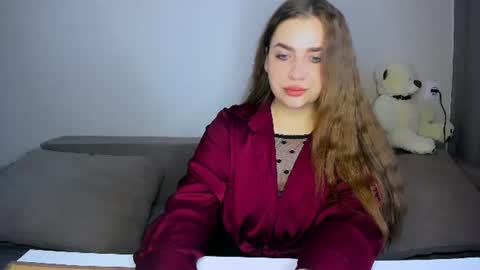 yourgem__ online show from June 18, 2026, 3:18 am