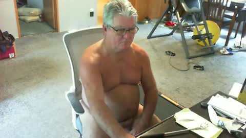 yourpoppi55 online show from June 19, 2026, 1:26 pm
