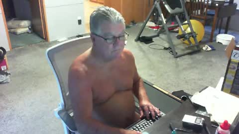 yourpoppi55 online show from June 28, 2026, 11:05 am