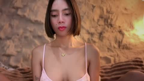YowgineTheGreat online show from May 4, 2026, 7:59 am