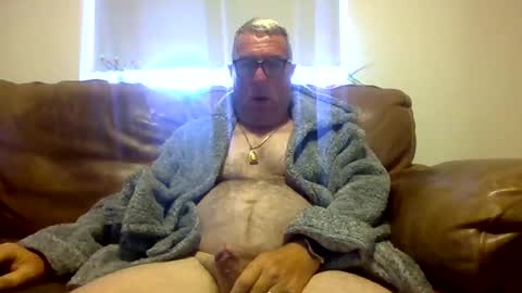 Daddiesgirl online show from June 28, 2026, 4:29 am