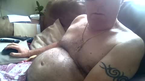 Daddiesgirl online show from July 25, 2026, 12:36 pm