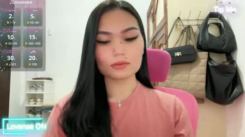 Snapshot of yrdrmgrl_jennie26 chatting on March 9, 2026, 7:51 pm yrdrmgrl_jennie26 online show from March 9, 2026, 7:51 pm