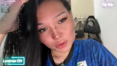 Snapshot of yrdrmgrl_jennie26 chatting on March 11, 2026, 7:58 am yrdrmgrl_jennie26 online show from March 11, 2026, 7:58 am
