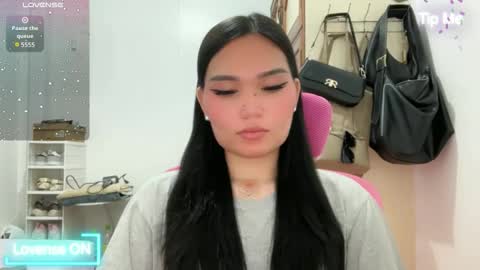 Snapshot of yrdrmgrl_jennie26 chatting on May 6, 2026, 9:09 pm yrdrmgrl_jennie26 online show from May 6, 2026, 9:09 pm