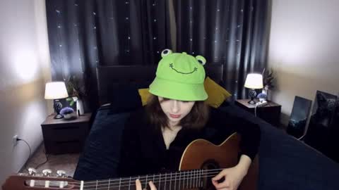 Snapshot of yukishine chatting on July 2, 2026, 5:41 pm YukiShine online show from July 2, 2026, 5:41 pm