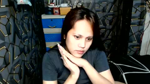 yumi online show from June 27, 2026, 6:35 pm