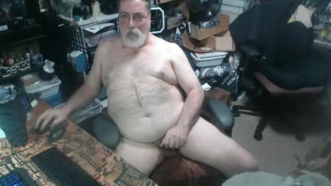 yummyflguy online show from June 18, 2026, 6:12 pm