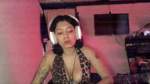 Zafiro online show from July 28, 2026, 3:08 pm