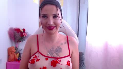 cristal online show from June 30, 2026, 7:37 pm