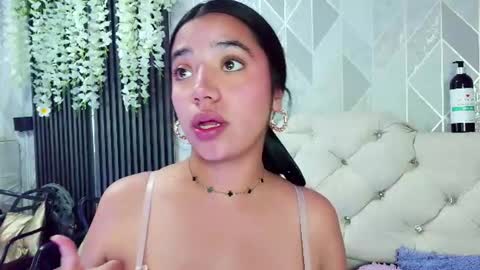 Zaira Bonny online show from July 1, 2026, 7:02 pm