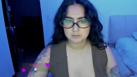 zakura_ania online show from July 17, 2026, 3:02 am