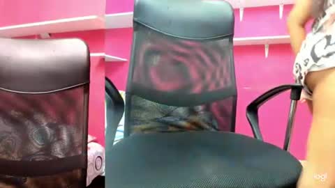 zamara_x online show from July 24, 2026, 7:56 pm