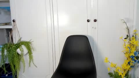 Snapshot of zane_lux chatting on July 2, 2026, 7:42 pm Zane Lux online show from July 2, 2026, 7:42 pm