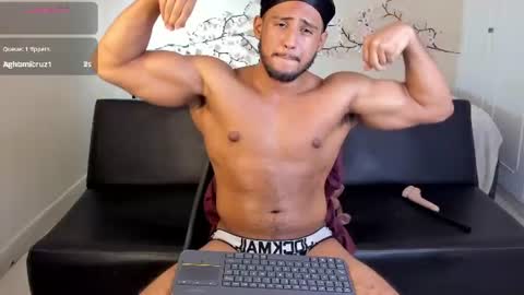 Snapshot of zane_lux chatting on July 24, 2026, 12:08 am Zane Lux online show from July 24, 2026, 12:08 am