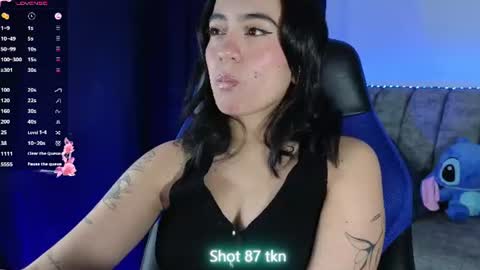 zaradames_ online show from July 17, 2026, 6:31 am