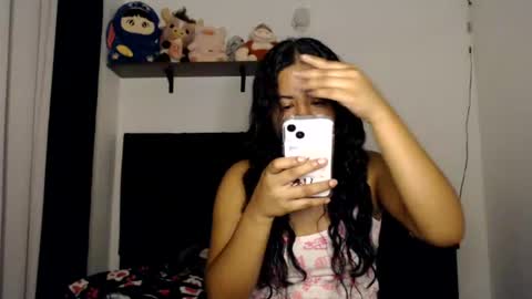 Snapshot of zarah_v chatting on June 22, 2026, 9:50 am Fernanda online show from June 22, 2026, 9:50 am